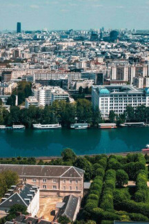 Saint-Cloude, Île-de-France – Teacher Anne