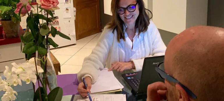 Teacher Caroline in class - Florensac